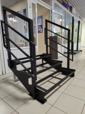 Лестница-крыльцо 3 ступени ,без ДПК,ограждения с двух сторон.