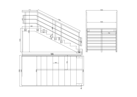 Лестница входная с ступенями ДПК , перила с одной стороны и торца .Ширина 1,5 м. Высота 1,2 см. 8 ступеней с площадкой.